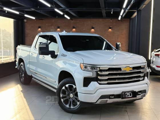 CHEVROLET SILVERADO 5.3 V8 GASOLINA 1500 HIGH COUNTRY 4X4 AUTOMÁTICO